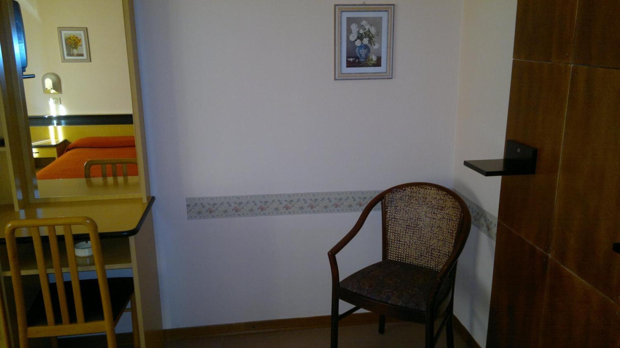 Hotel Centrale Argenta Екстер'єр фото
