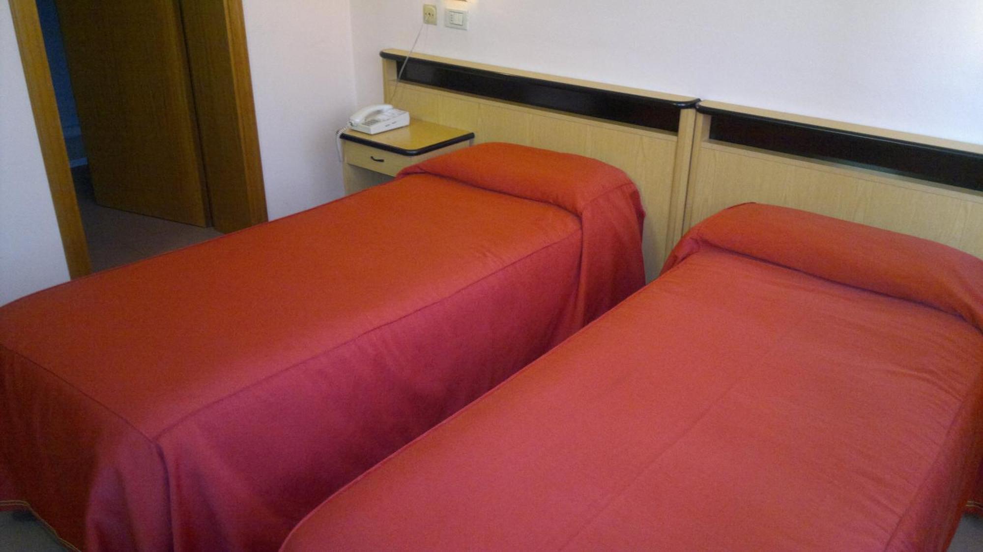 Hotel Centrale Argenta Екстер'єр фото