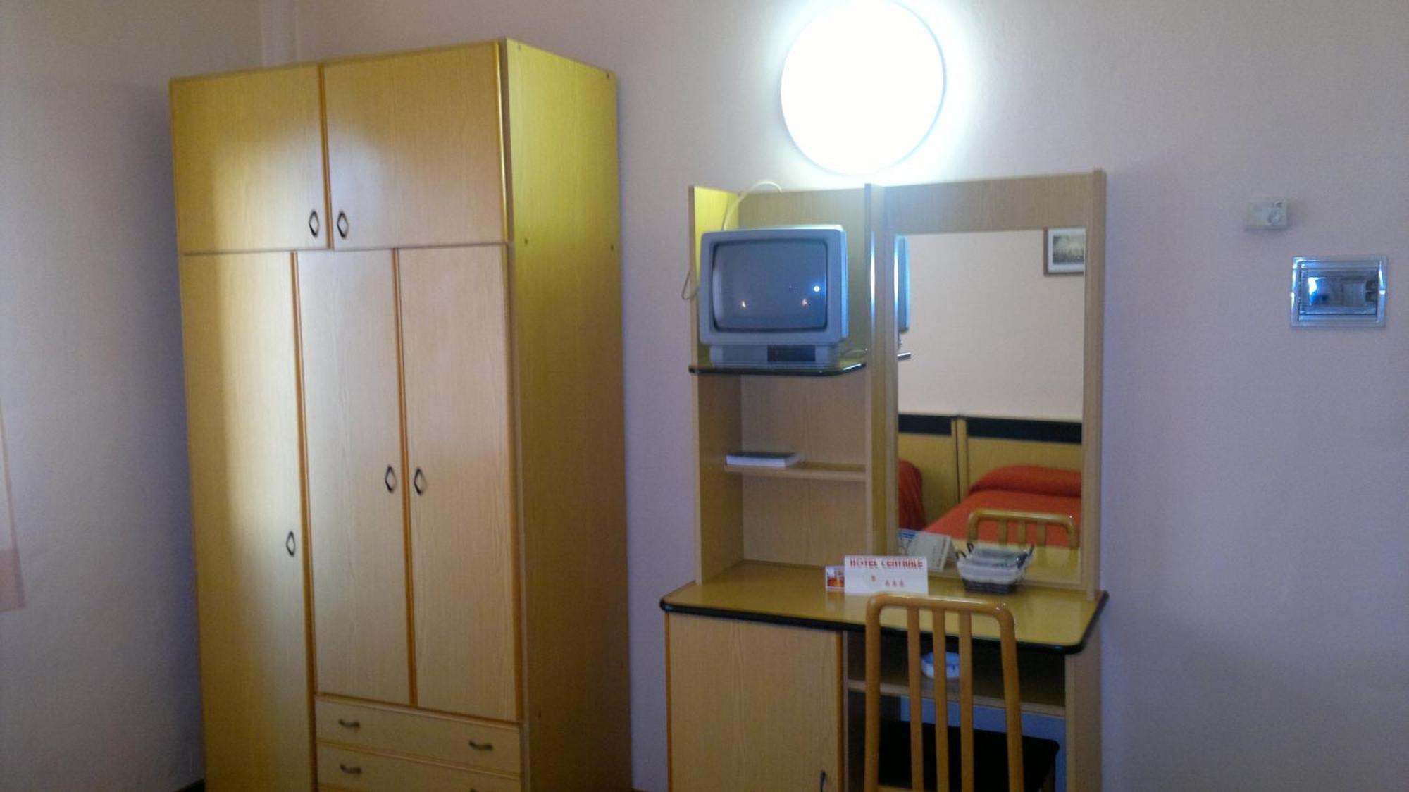 Hotel Centrale Argenta Екстер'єр фото